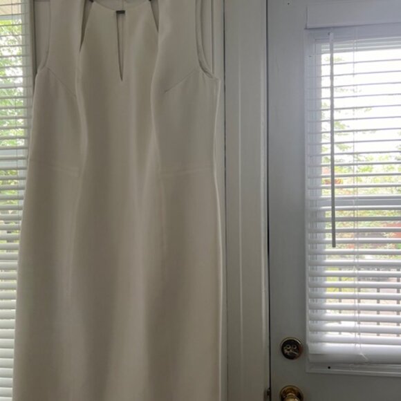 TAHARI WHITE DRESS SIZE 14 - Picture 5 of 5